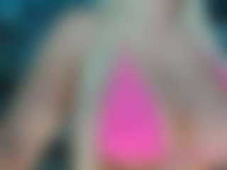 adrianna777's Live Sex Cam Show