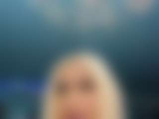 adrianna777's Live Sex Cam Show