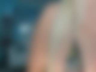 adrianna777's Live Sex Cam Show