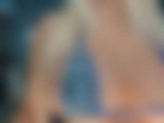 adrianna777's Live Sex Cam Show