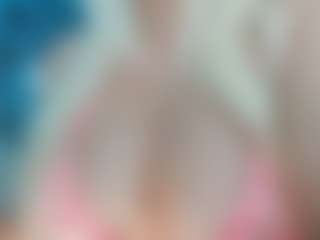 adrianna777's Live Sex Cam Show