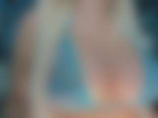 adrianna777's Live Sex Cam Show
