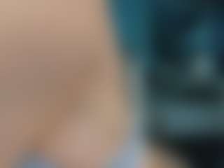 adrianna777's Live Sex Cam Show