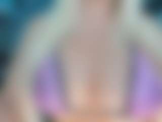 adrianna777's Live Sex Cam Show