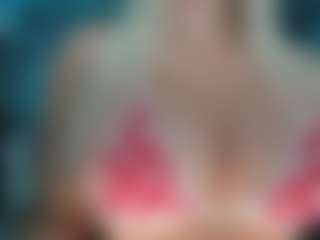 adrianna777's Live Sex Cam Show