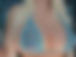 adrianna777's Live Sex Cam Show