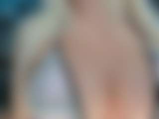 adrianna777's Live Sex Cam Show