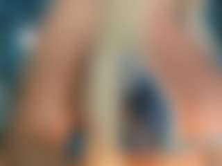 adrianna777's Live Sex Cam Show