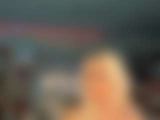 adrianna777's Live Sex Cam Show