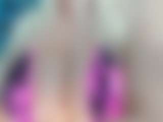 adrianna777's Live Sex Cam Show