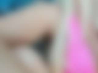 adrianna777's Live Sex Cam Show