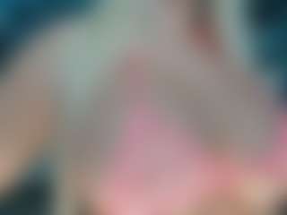 adrianna777's Live Sex Cam Show