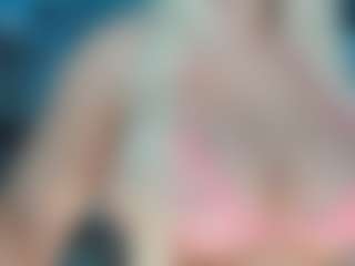 adrianna777's Live Sex Cam Show