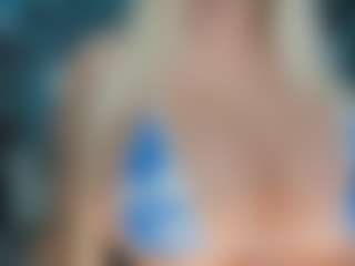 adrianna777's Live Sex Cam Show