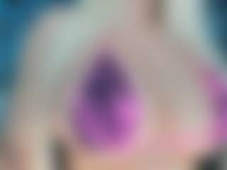 adrianna777's Live Sex Cam Show