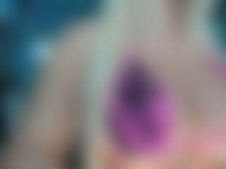 adrianna777's Live Sex Cam Show