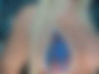 adrianna777's Live Sex Cam Show