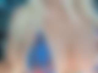 adrianna777's Live Sex Cam Show
