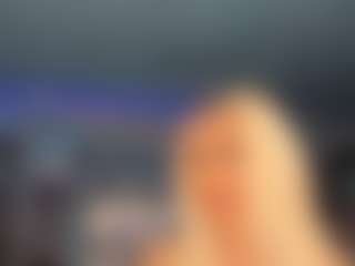 adrianna777's Live Sex Cam Show