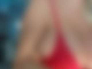 adrianna777's Live Sex Cam Show