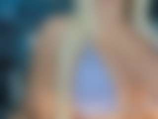 adrianna777's Live Sex Cam Show