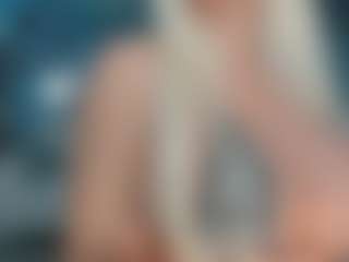 adrianna777's Live Sex Cam Show