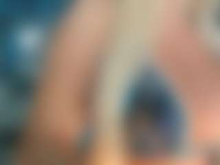 adrianna777's Live Sex Cam Show