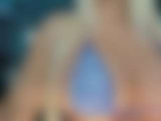 adrianna777's Live Sex Cam Show
