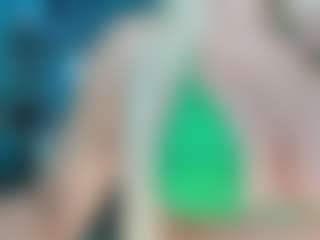 adrianna777's Live Sex Cam Show