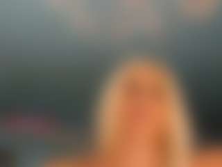adrianna777's Live Sex Cam Show