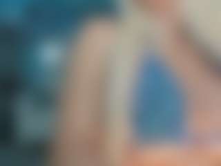 adrianna777's Live Sex Cam Show
