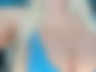 adrianna777's Live Sex Cam Show