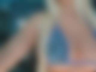 adrianna777's Live Sex Cam Show