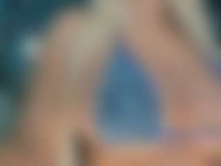 adrianna777's Live Sex Cam Show