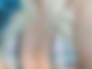 adrianna777's Live Sex Cam Show
