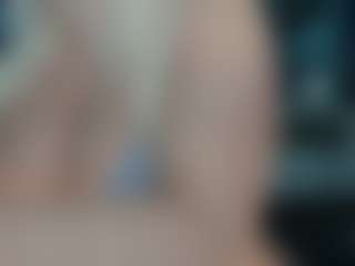 adrianna777's Live Sex Cam Show