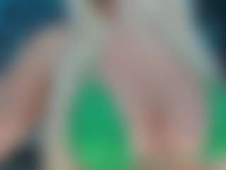 adrianna777's Live Sex Cam Show