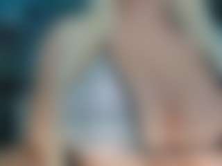 adrianna777's Live Sex Cam Show