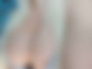 adrianna777's Live Sex Cam Show