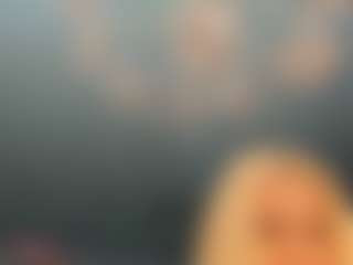 adrianna777's Live Sex Cam Show