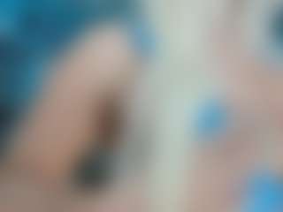 adrianna777's Live Sex Cam Show