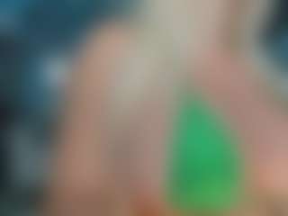 adrianna777's Live Sex Cam Show