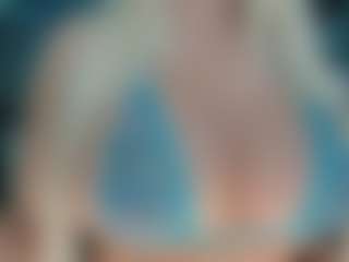 adrianna777's Live Sex Cam Show