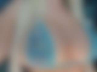adrianna777's Live Sex Cam Show