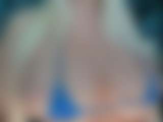 adrianna777's Live Sex Cam Show