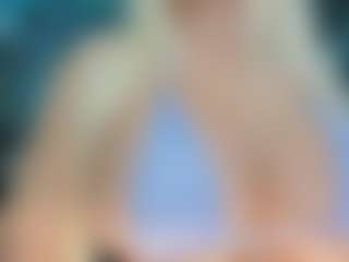 adrianna777's Live Sex Cam Show