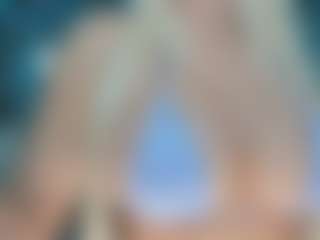 adrianna777's Live Sex Cam Show