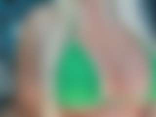 adrianna777's Live Sex Cam Show