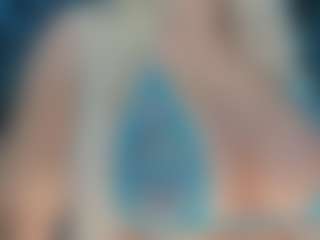 adrianna777's Live Sex Cam Show