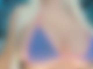 adrianna777's Live Sex Cam Show